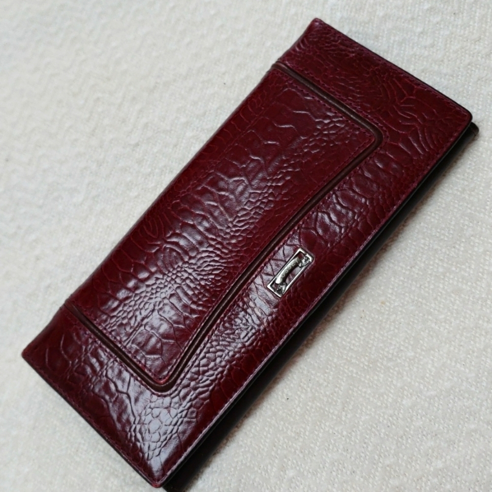 Cosset Womens Burgundy Snake Print front Dark Chocolate long Wallet. NWOT